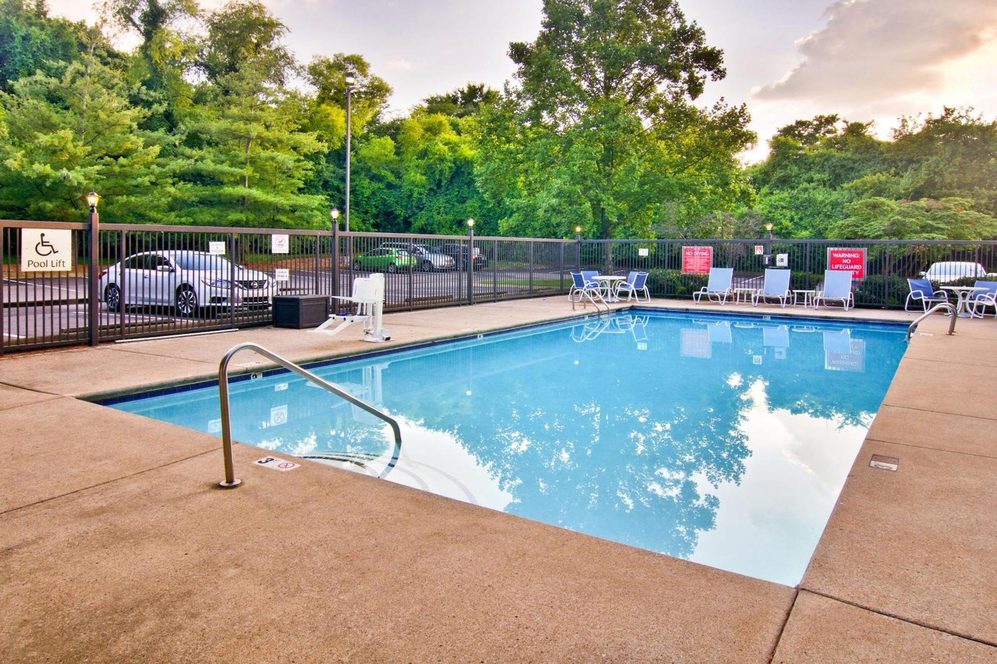 Four Points By Sheraton Nashville Airport Exterior photo
